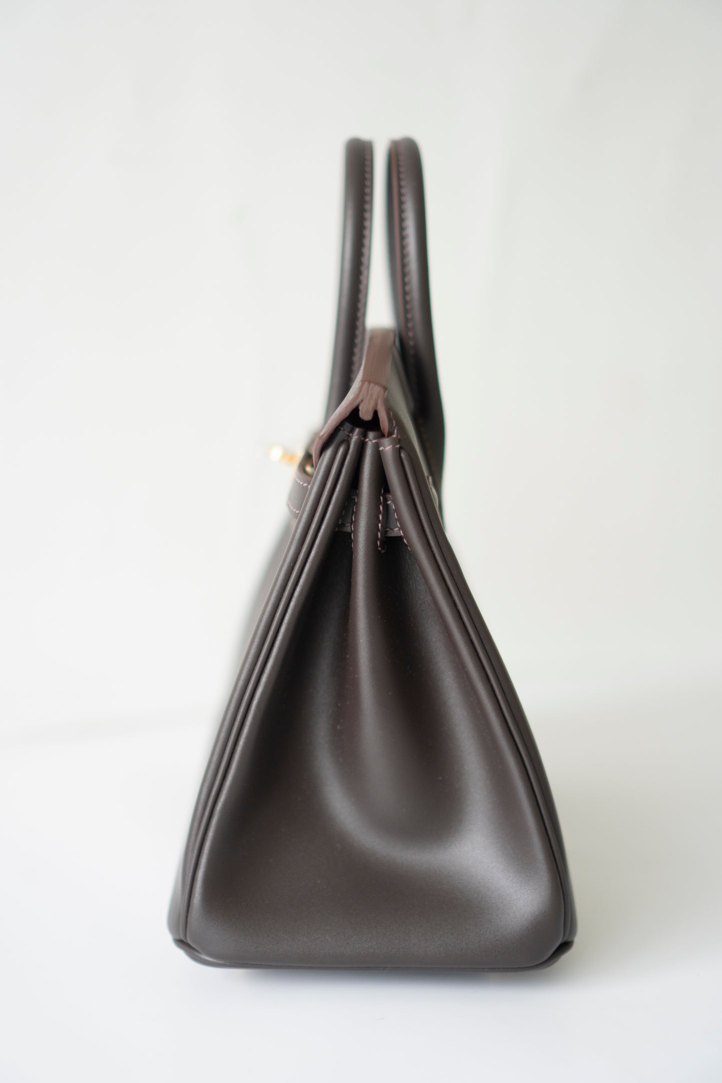 BK 25 in Ebene Saddle Leather with Permabrass Hardware