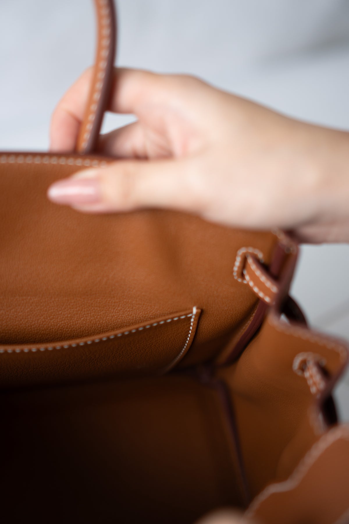 BK 25 – Gold Togo Leather with Gold Hardware