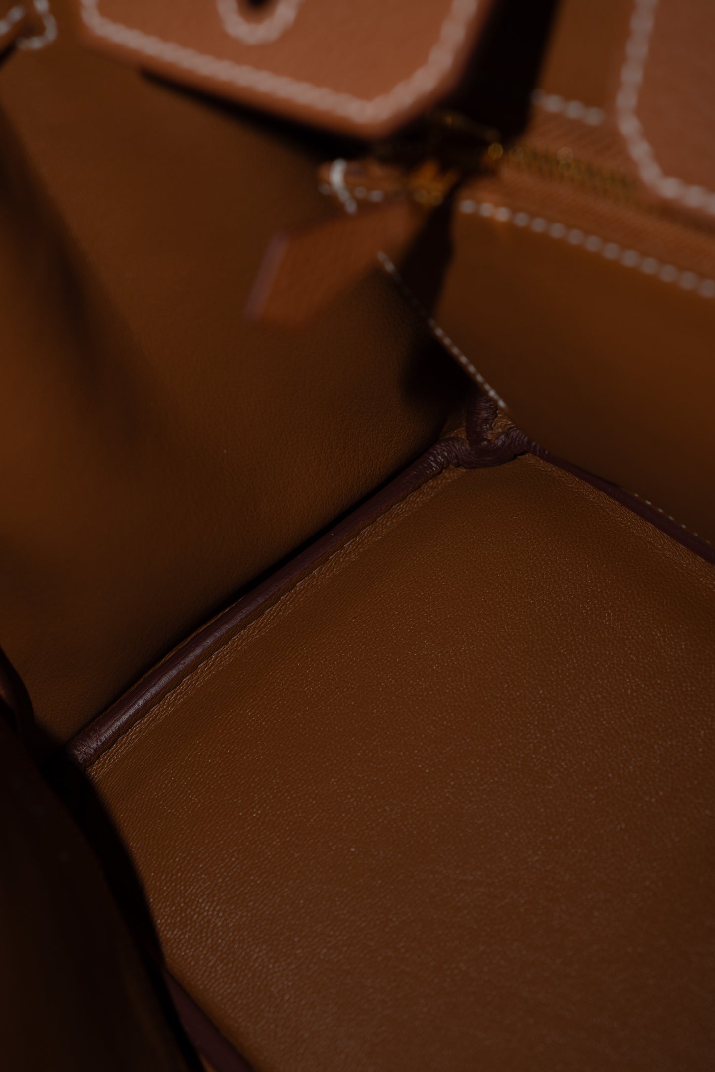 BK 25 – Gold Togo Leather with Gold Hardware