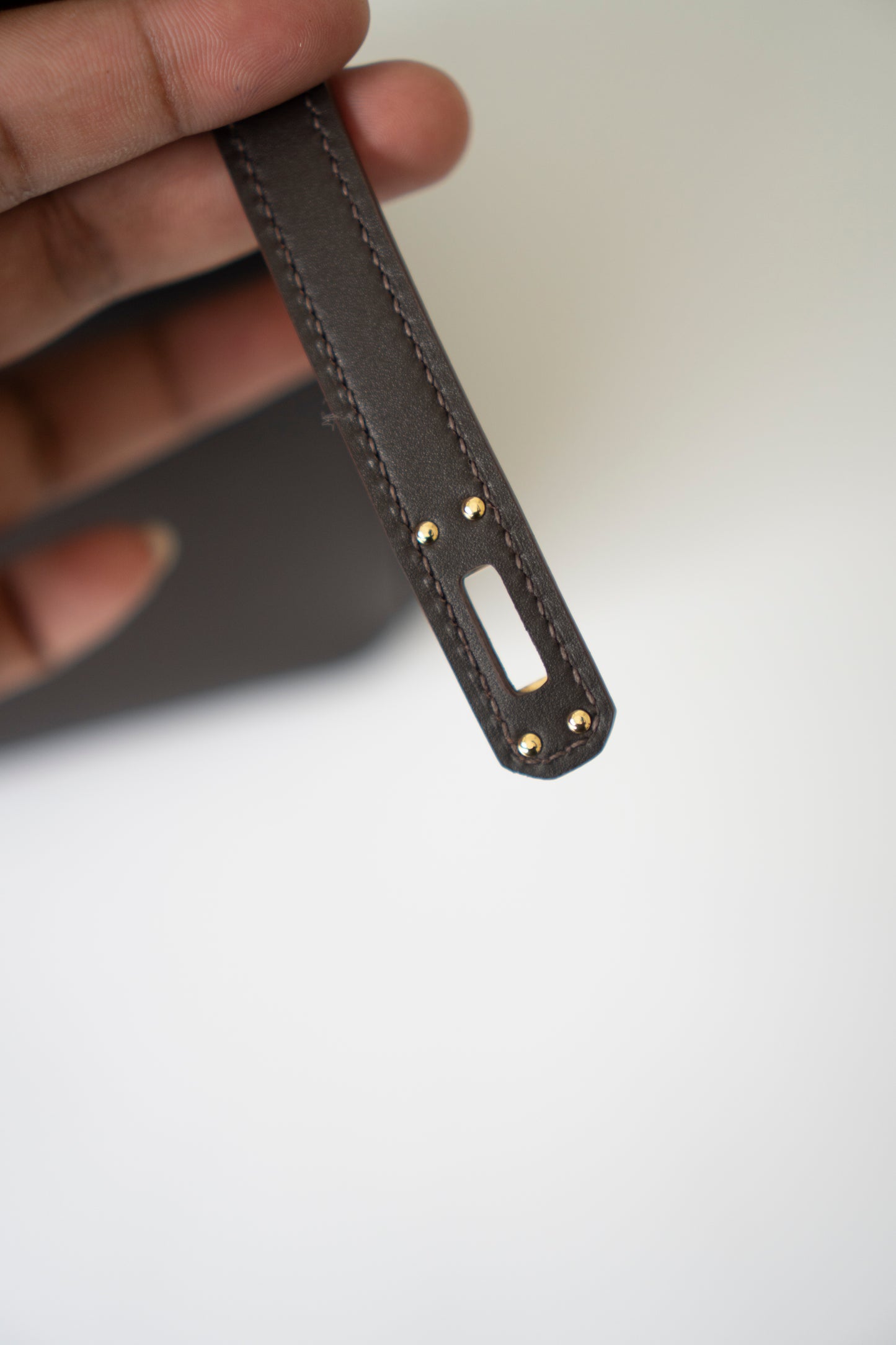 BK 25 in Ebene Saddle Leather with Permabrass Hardware