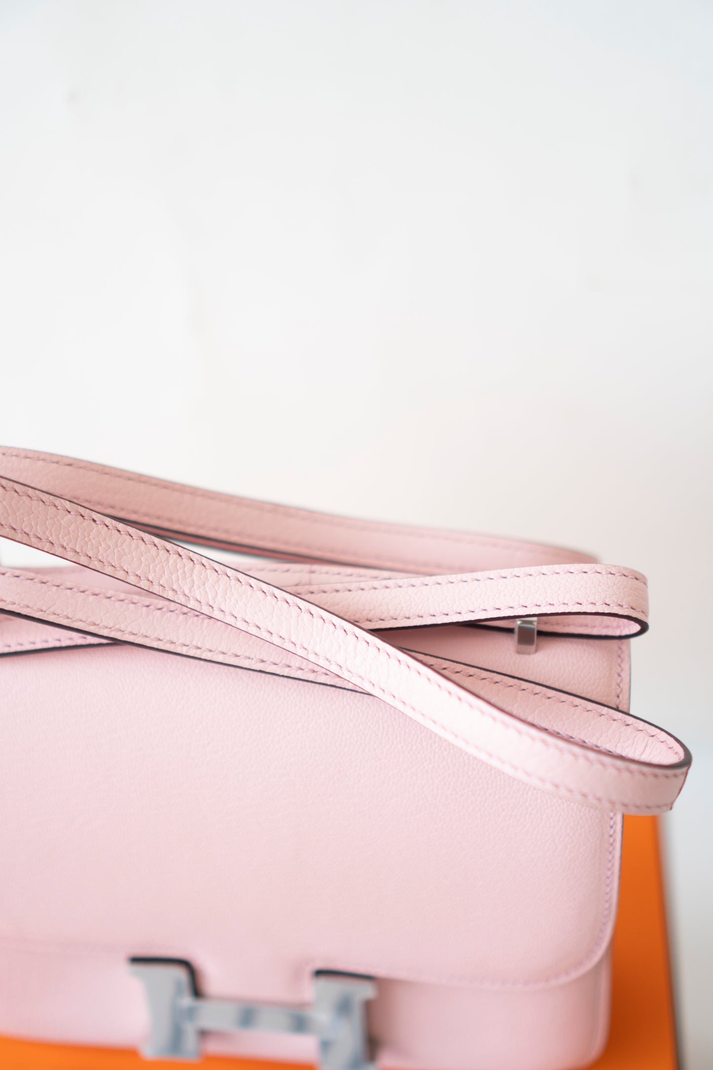 Constanc 18 – Rose Sakura Chevre with Palladium Hardware
