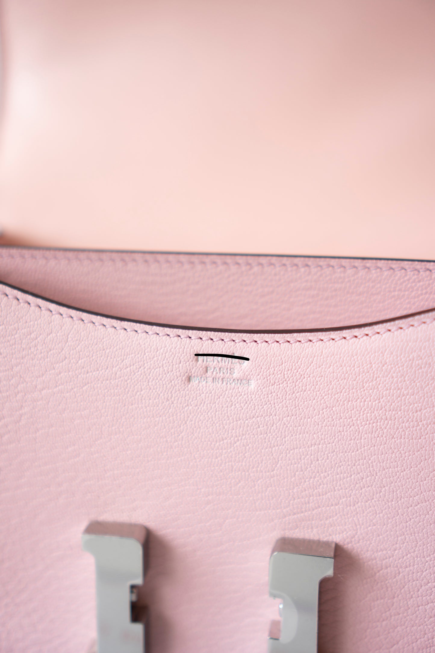 Constanc 18 – Rose Sakura Chevre with Palladium Hardware