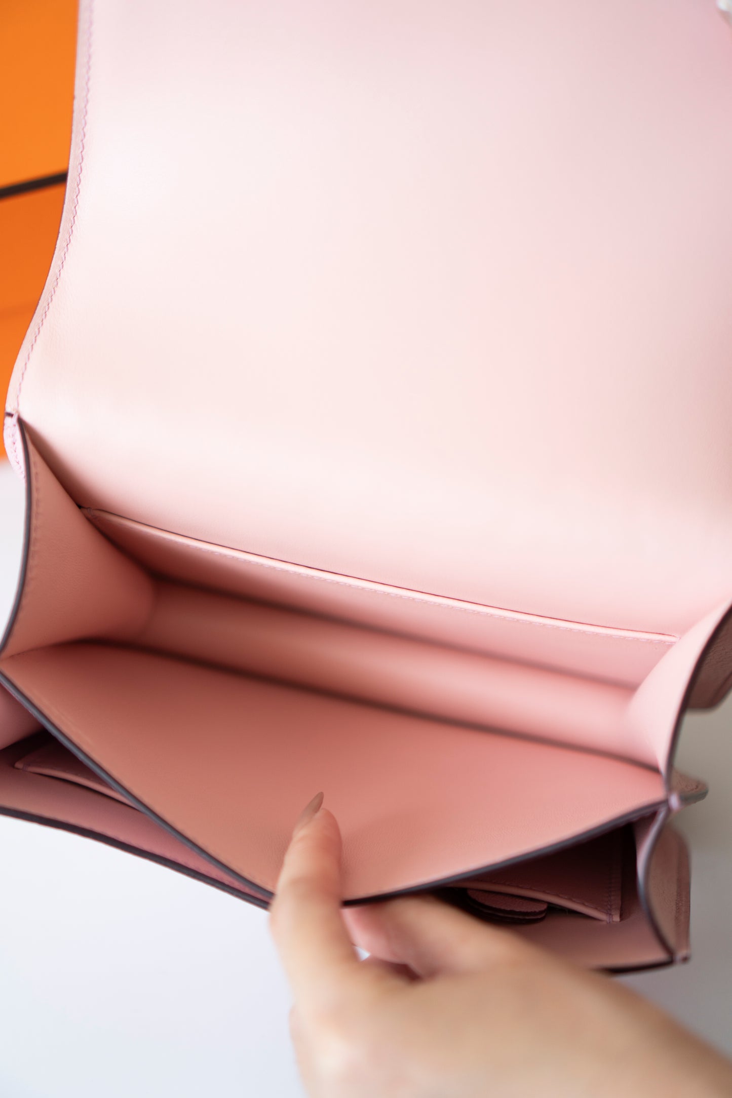Constanc 18 – Rose Sakura Chevre with Palladium Hardware