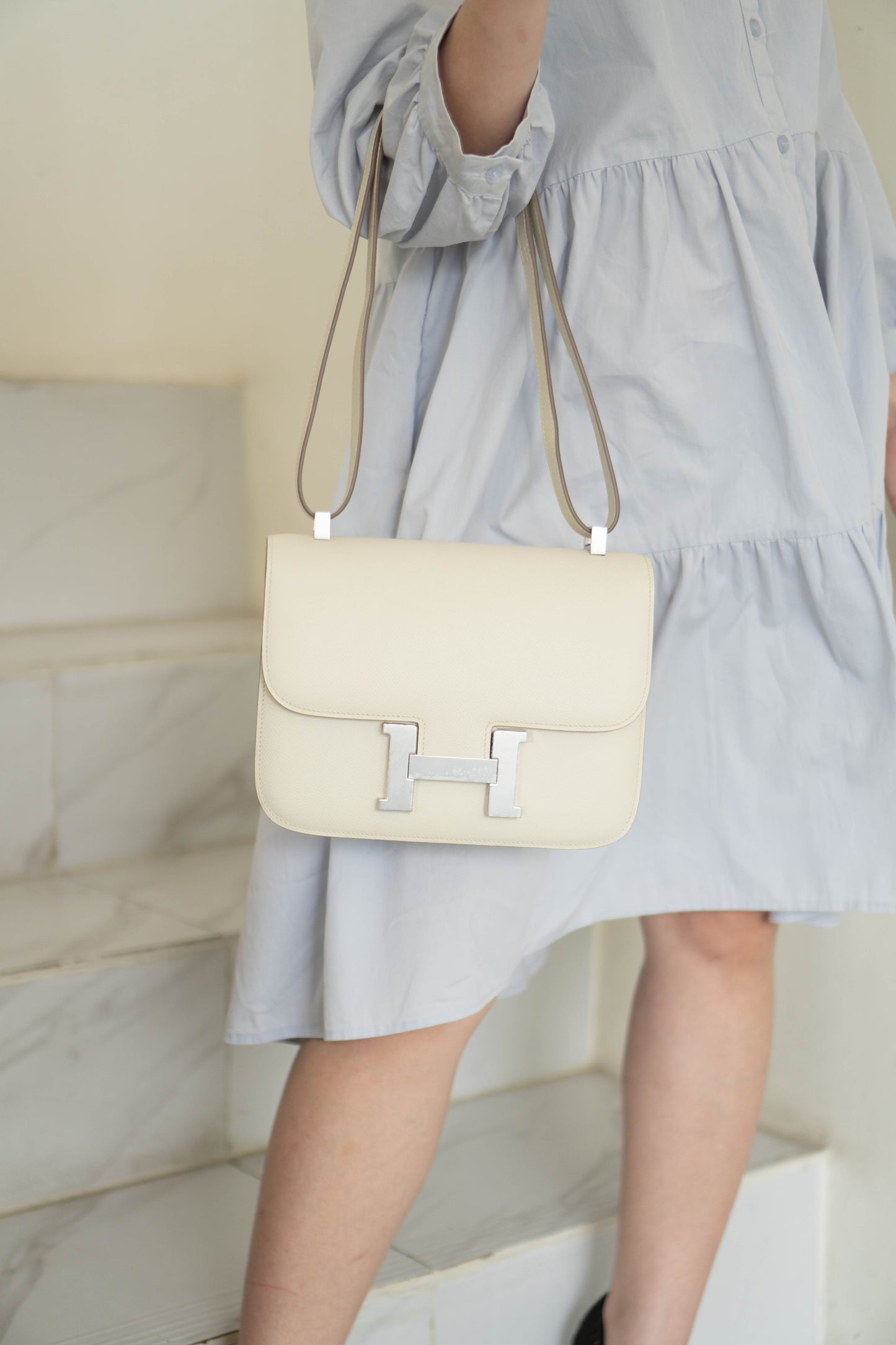 Constanc 23 – Craie Epsom Leather with Palladium Hardware