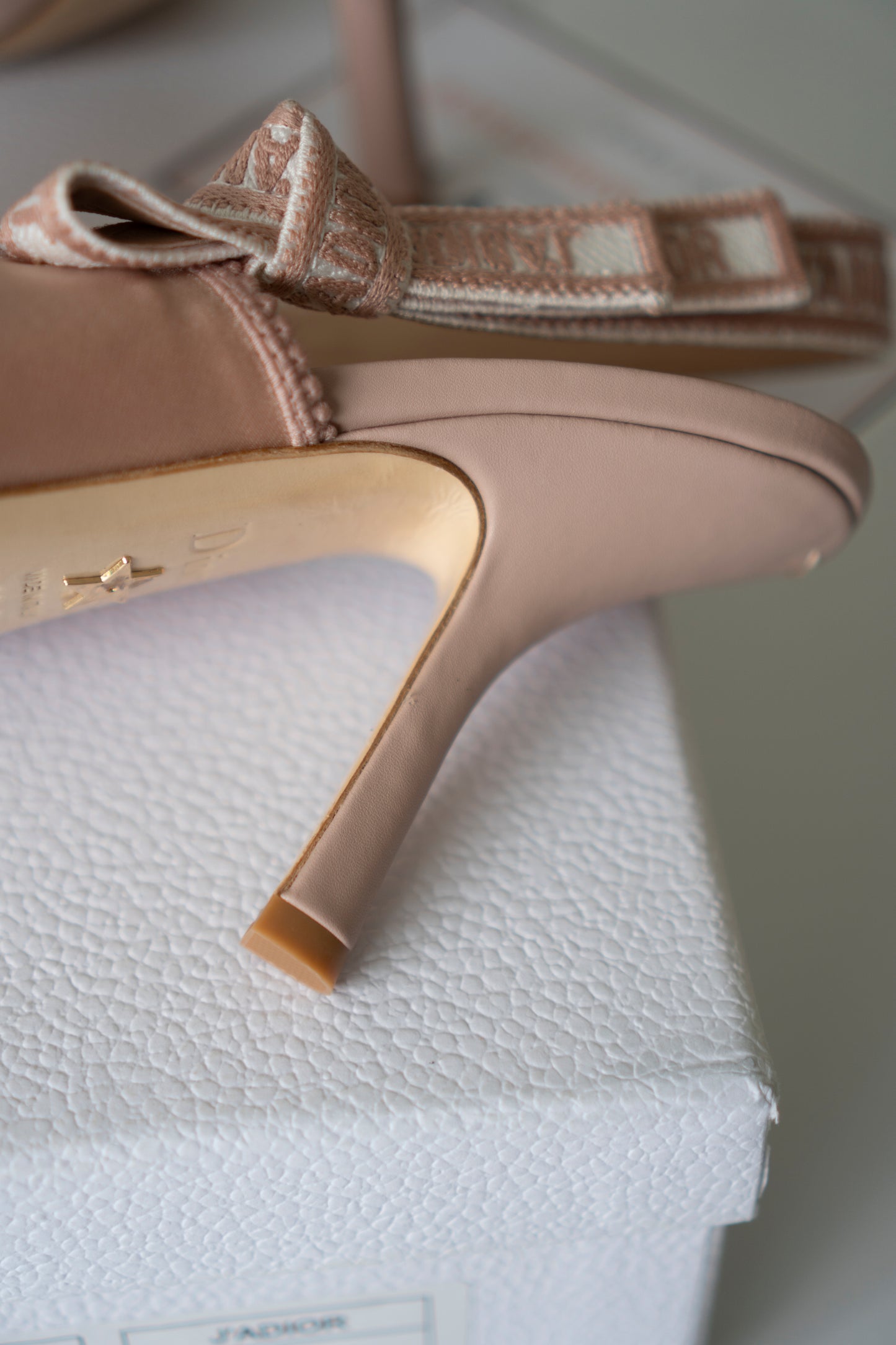 J'Adior Slingback Pumps – Powder Pink Technical Fabric