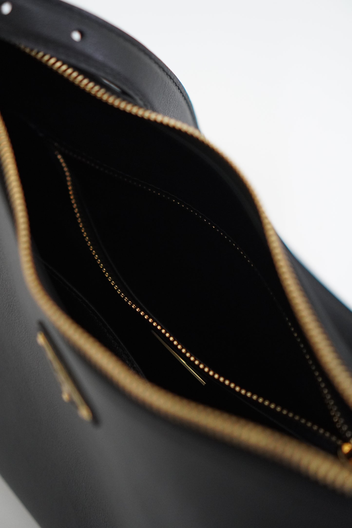 Aimée Medium Leather Shoulder Bag