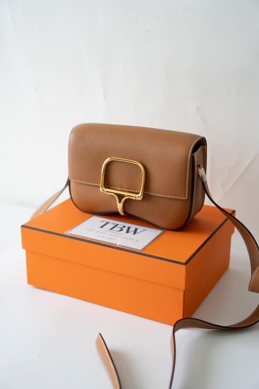 Della Élan – Gold Epsom with Gold Hardware