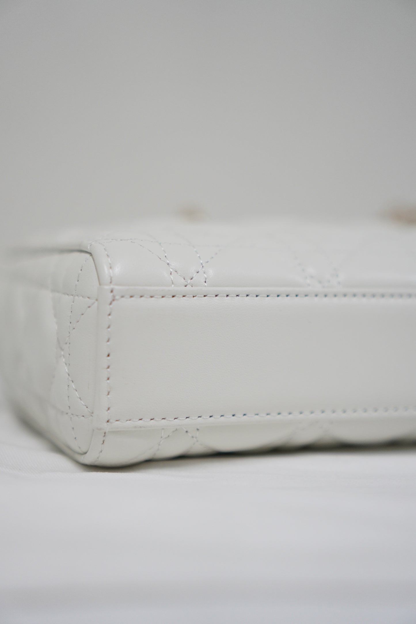 Lady D-Joy Bag White Medium