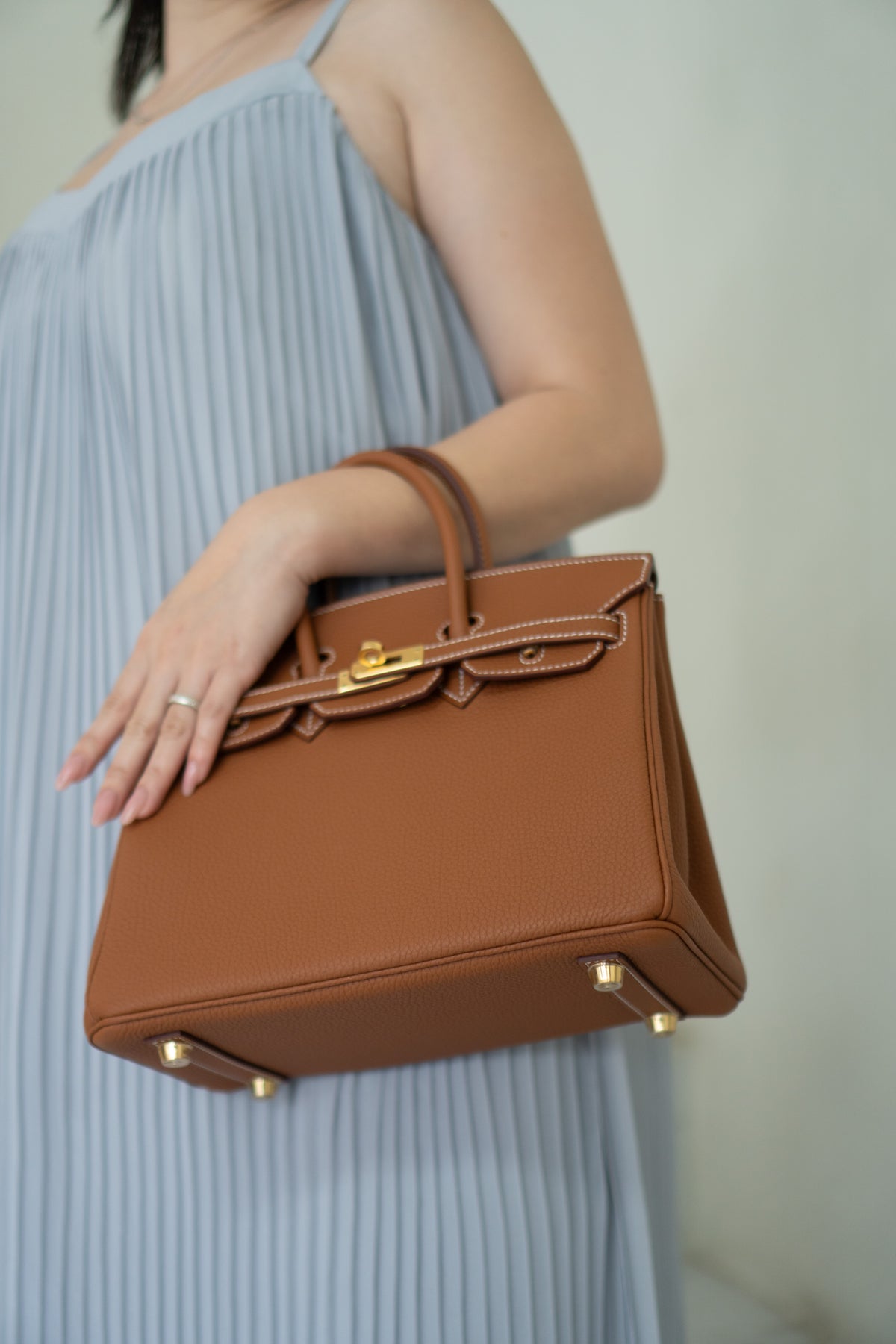 BK 25 – Gold Togo Leather with Gold Hardware