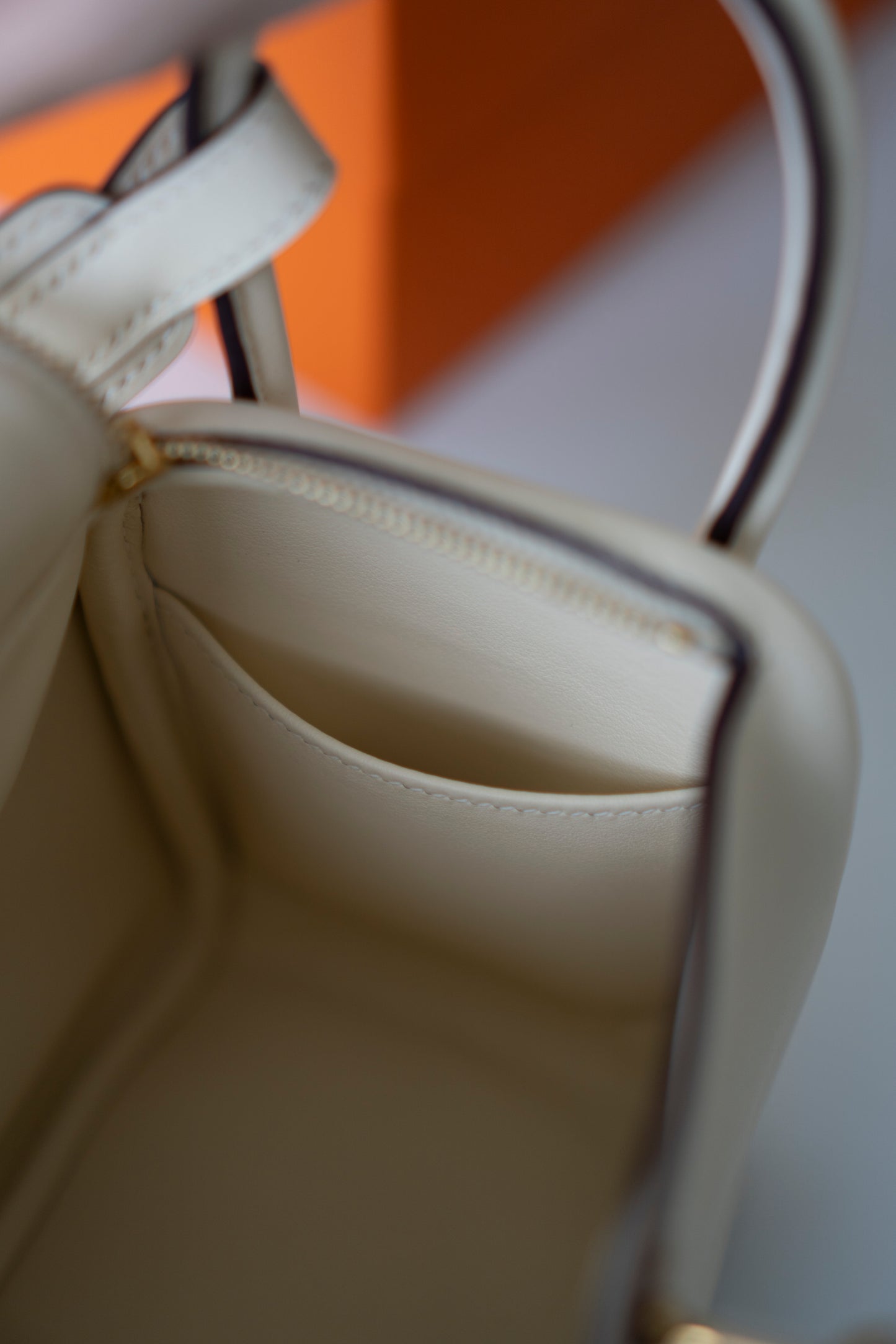 Mini Lind in Nata Swift Leather with Gold Hardware