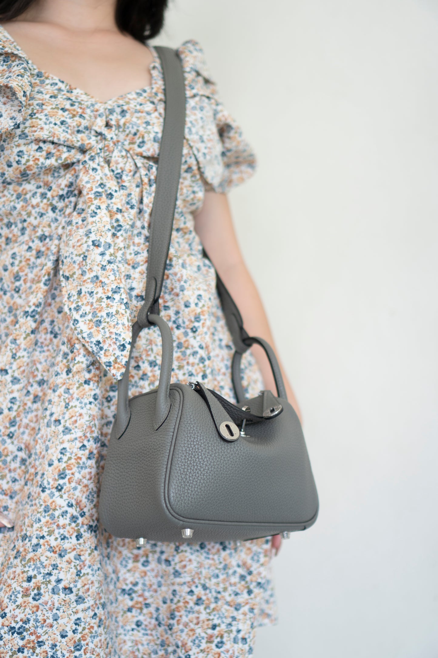 Mini Lindy – Gris Meyer Clemence Leather with Palladium Hardware