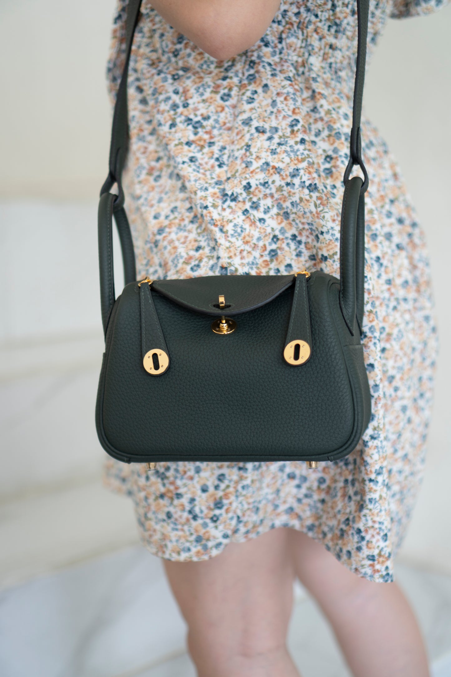 Mini Lind – Vert Cypres Clemence Leather with Gold Hardware