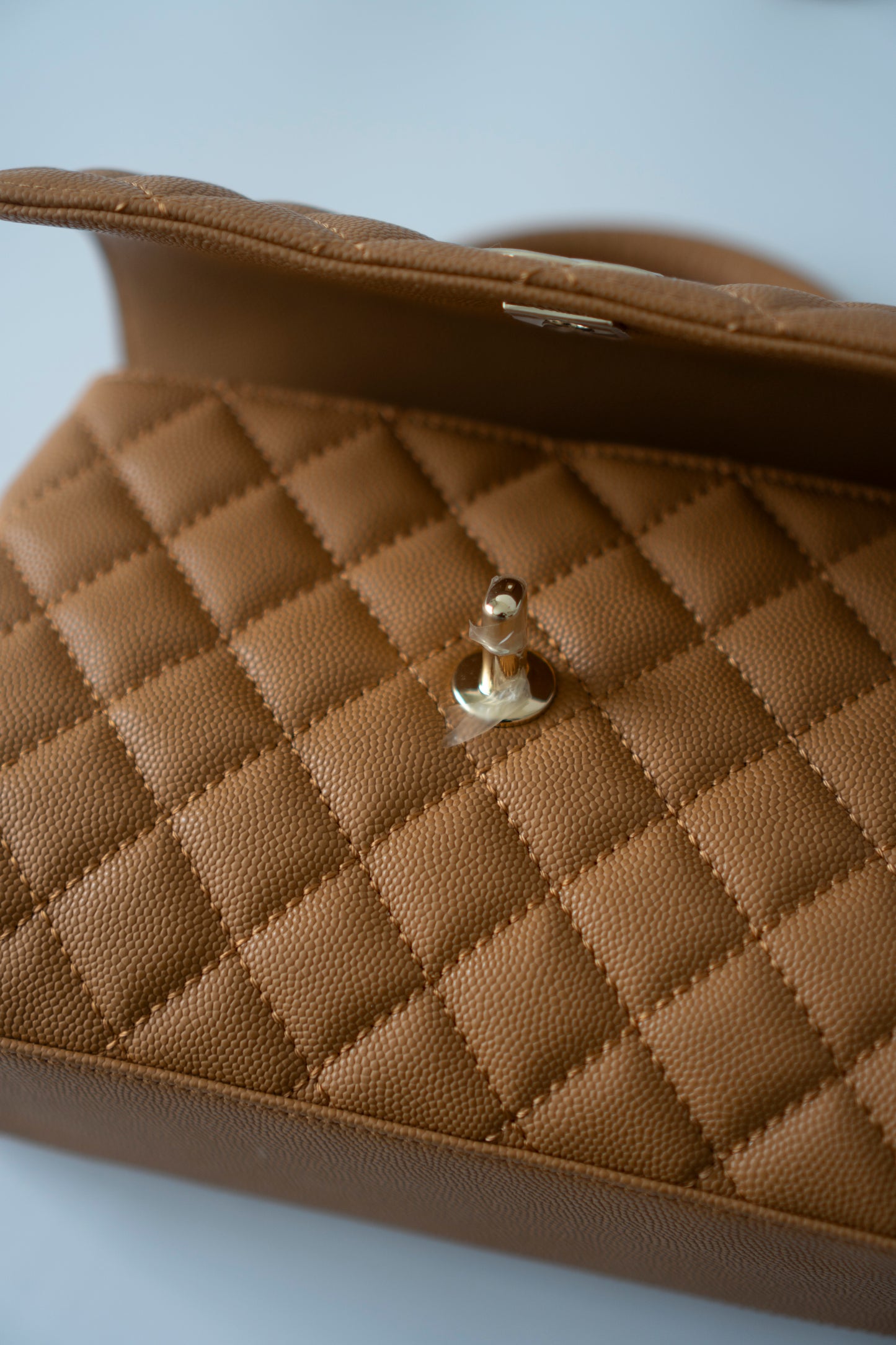 Coco Handle Small – Caramel Caviar Leather with Gold Hardware