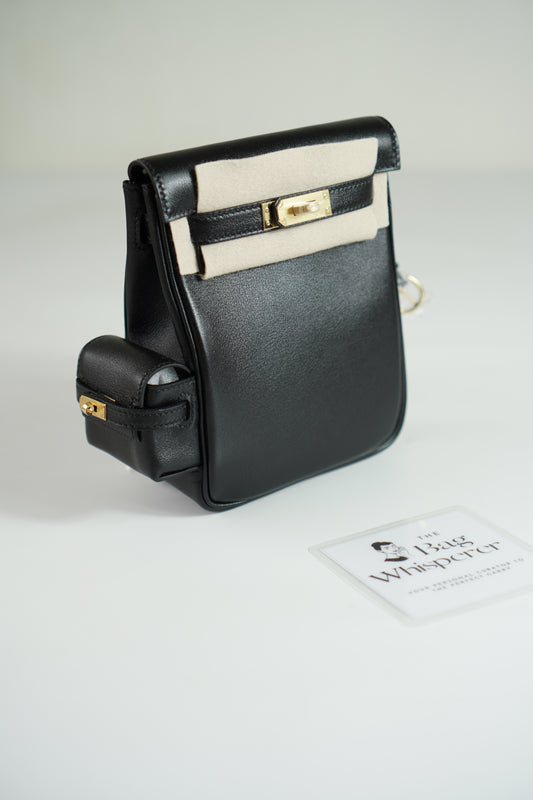 Kelly Jump Backpack in Noir Swift leather