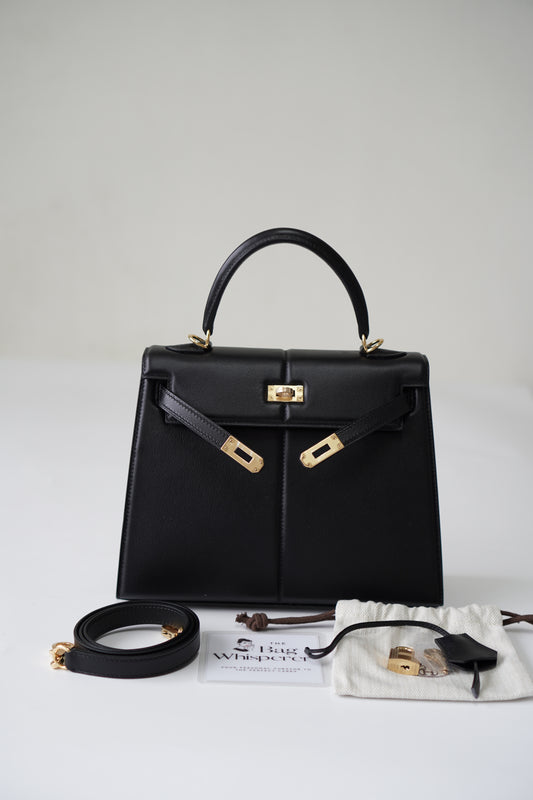Kelly 25 Padded in Noir Swift