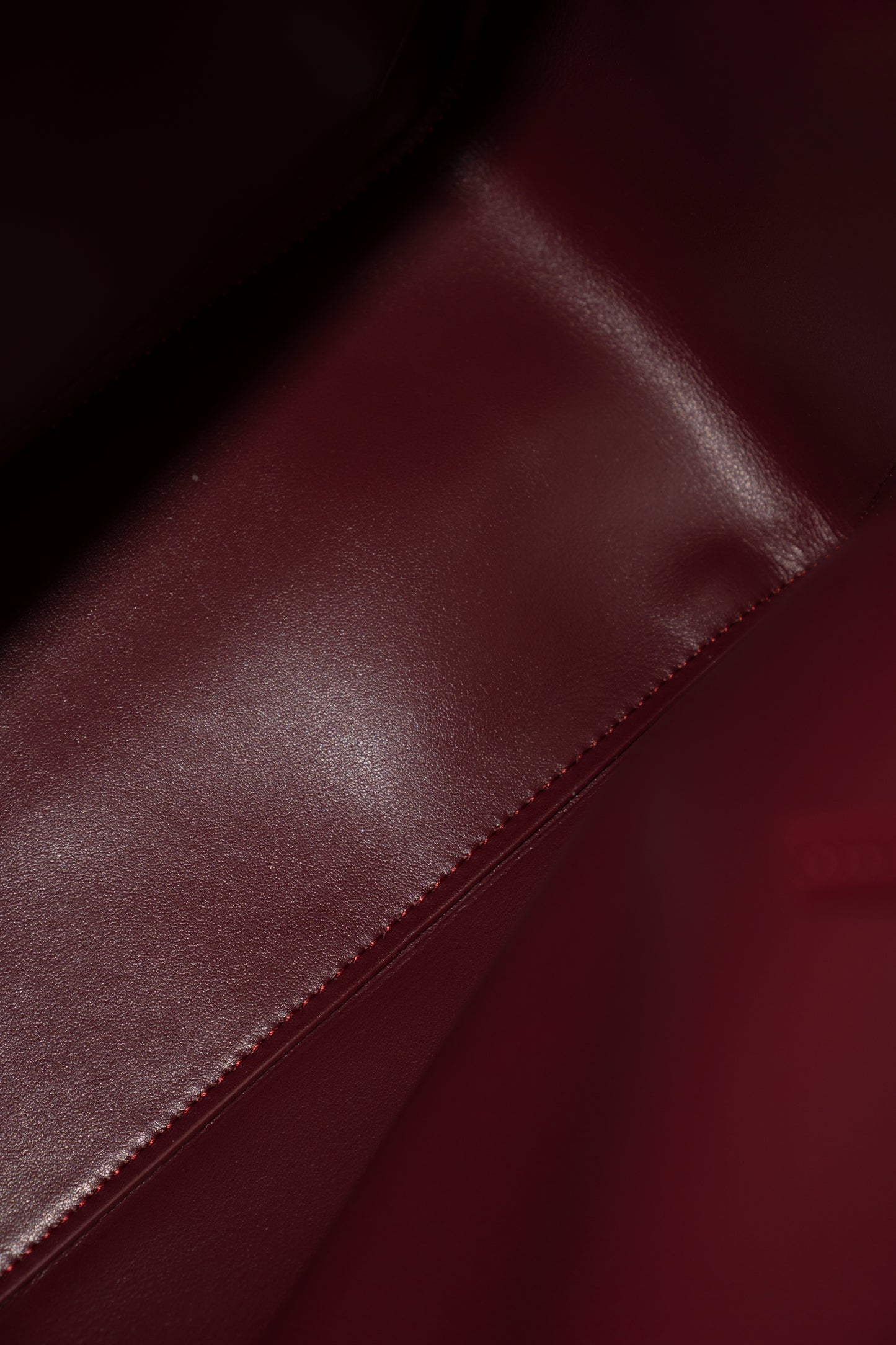 Maxi Flap Black Pebbled Calfskin Leather Silver Hardware