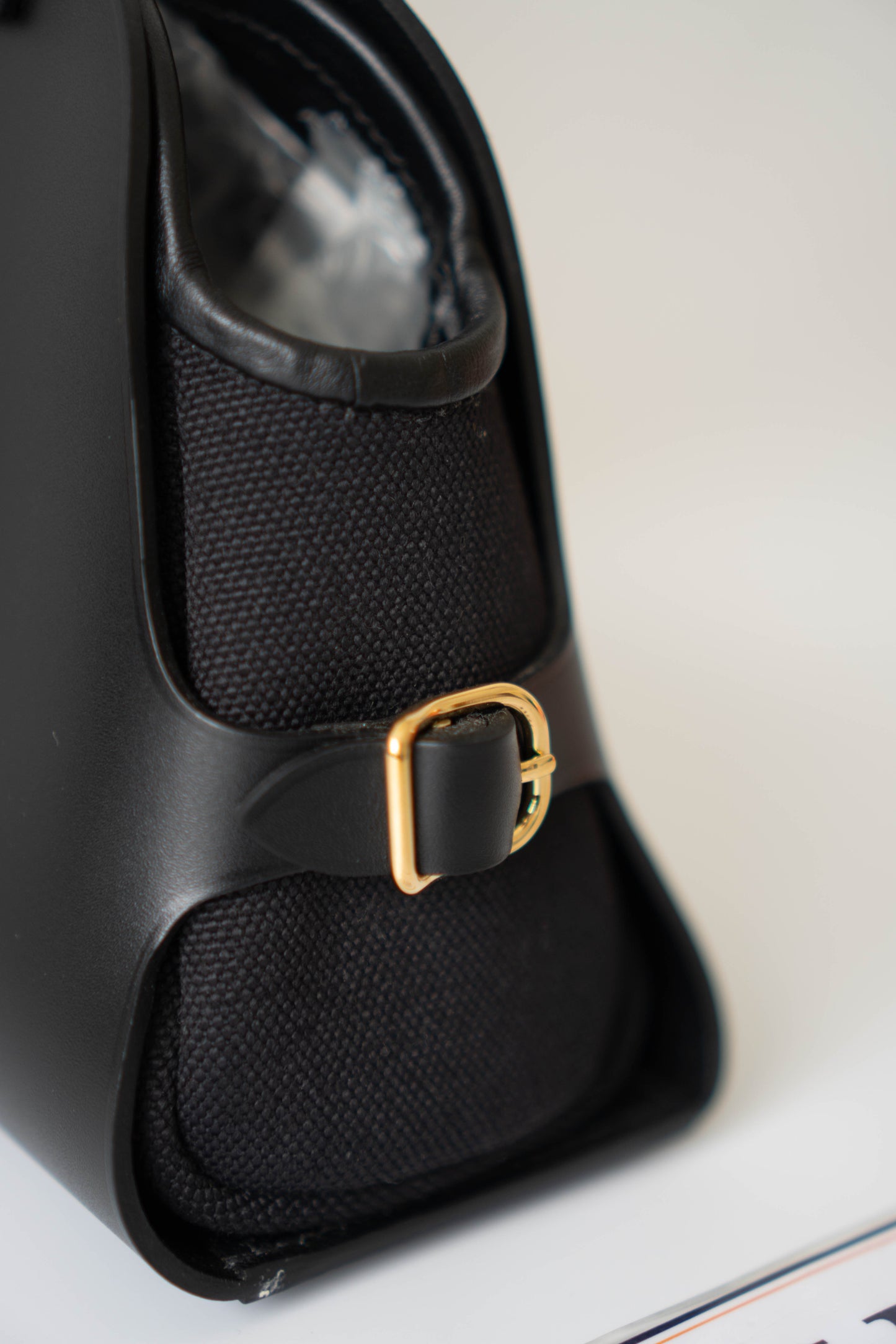 Tablier Shoulder Bag – Black Smooth Leather with Gold Hardware