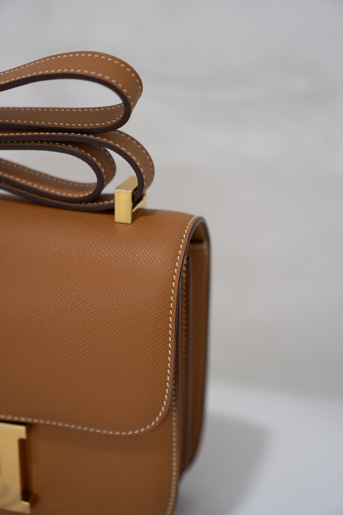 Constanc 23 – Gold Epsom Leather with Permabrass/Gold Hardware