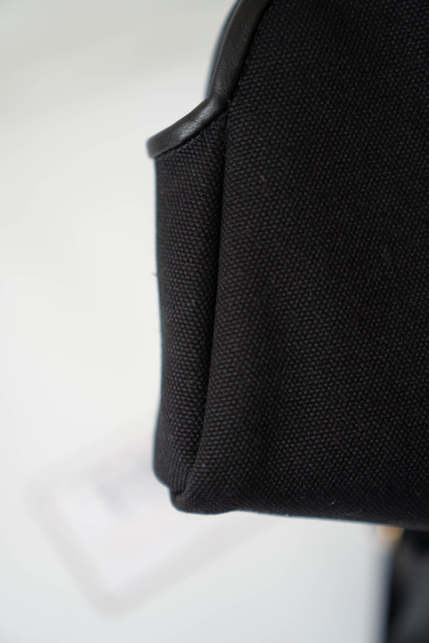 Tablier Shoulder Bag – Black Smooth Leather with Gold Hardware