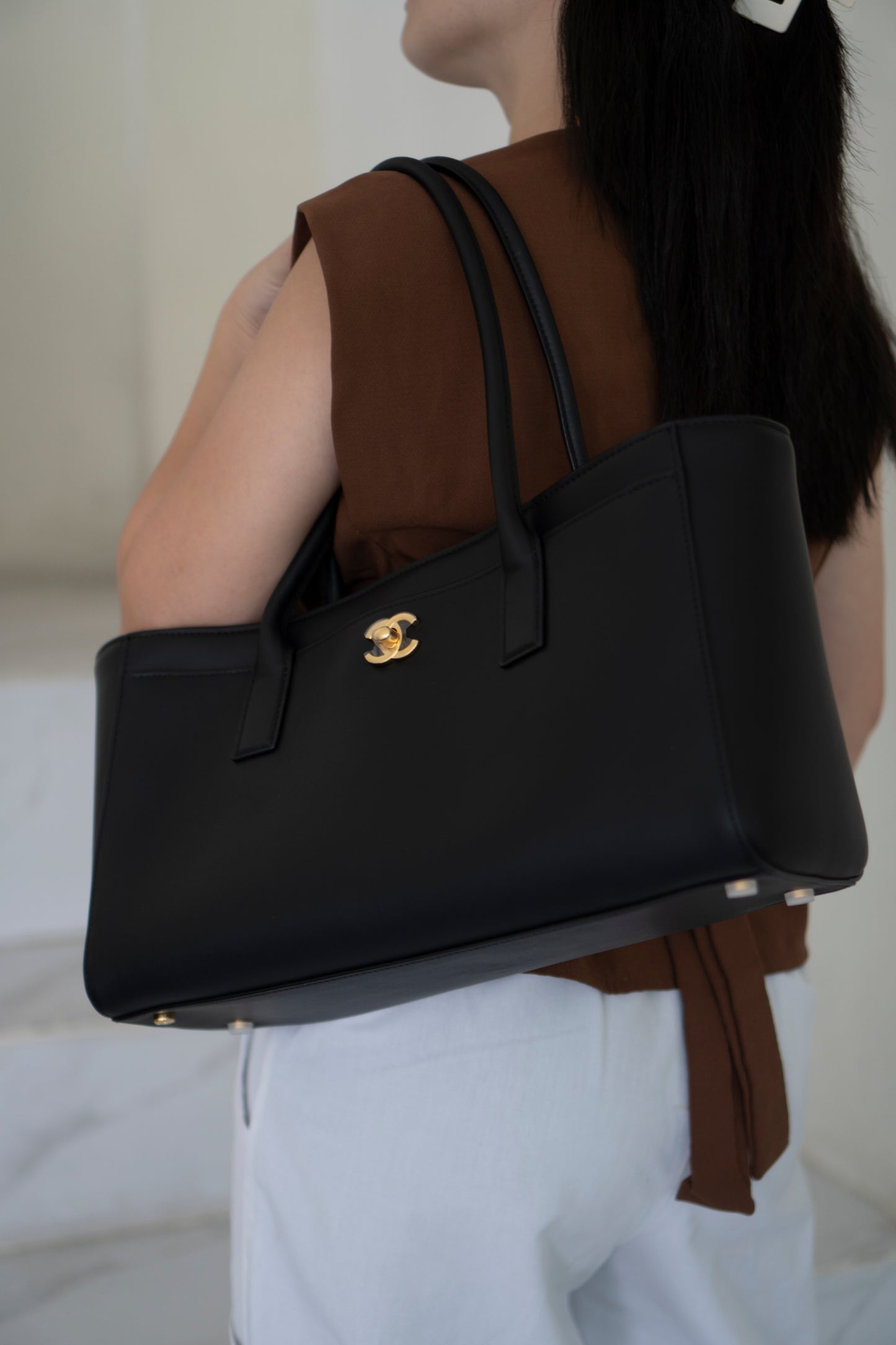 Archetype Small Shopping Tote (26S) – Black Calfskin with Gold Hardware