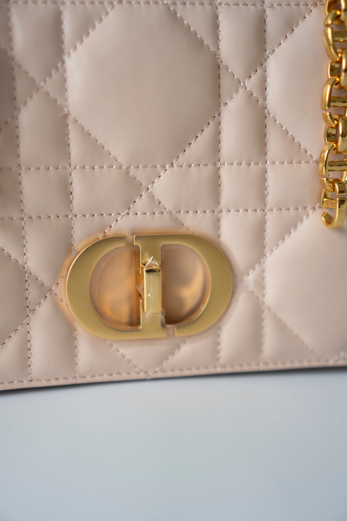 Caro Medium – Powder Beige Lambskin with Gold Hardware