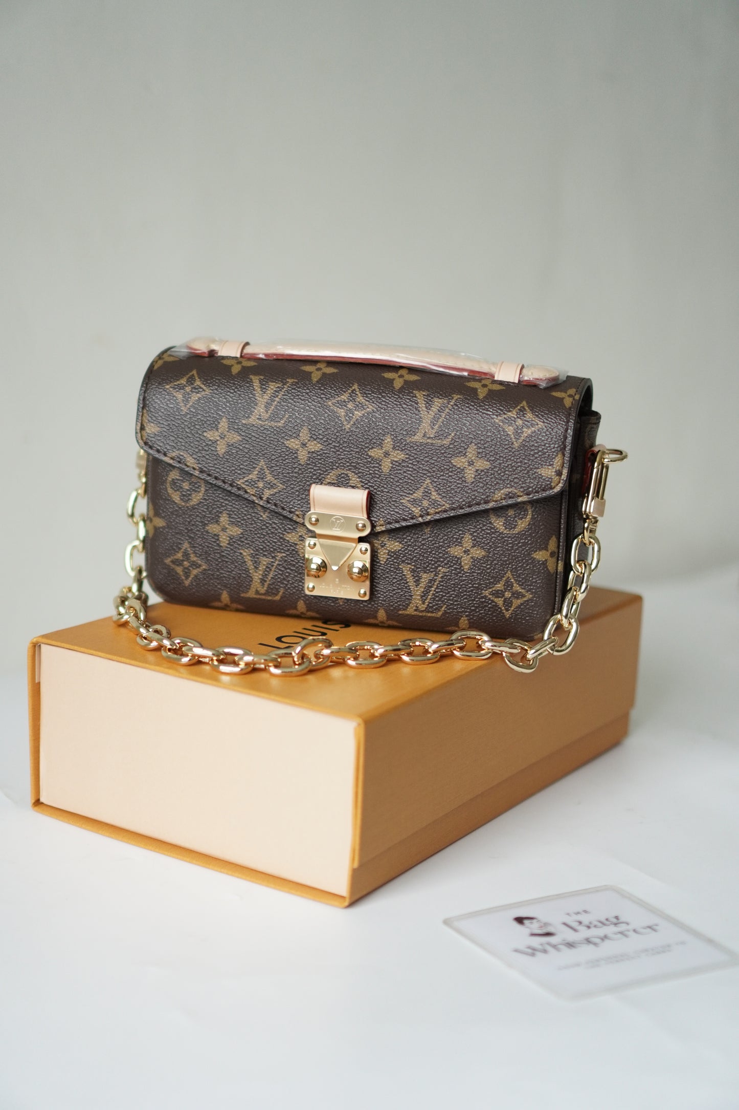 LV Pochette Métis East West