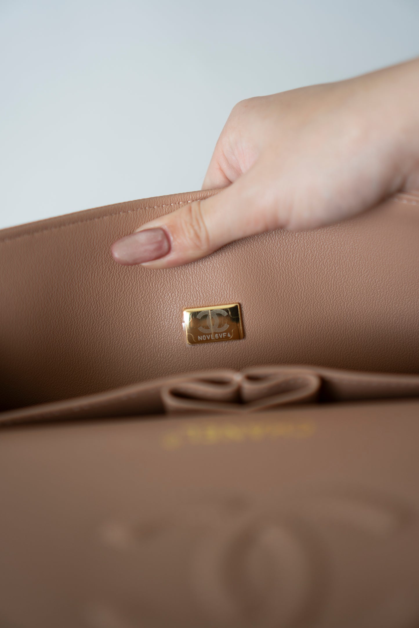 Classic Flap Medium – Dark Beige Caviar with Gold Hardware