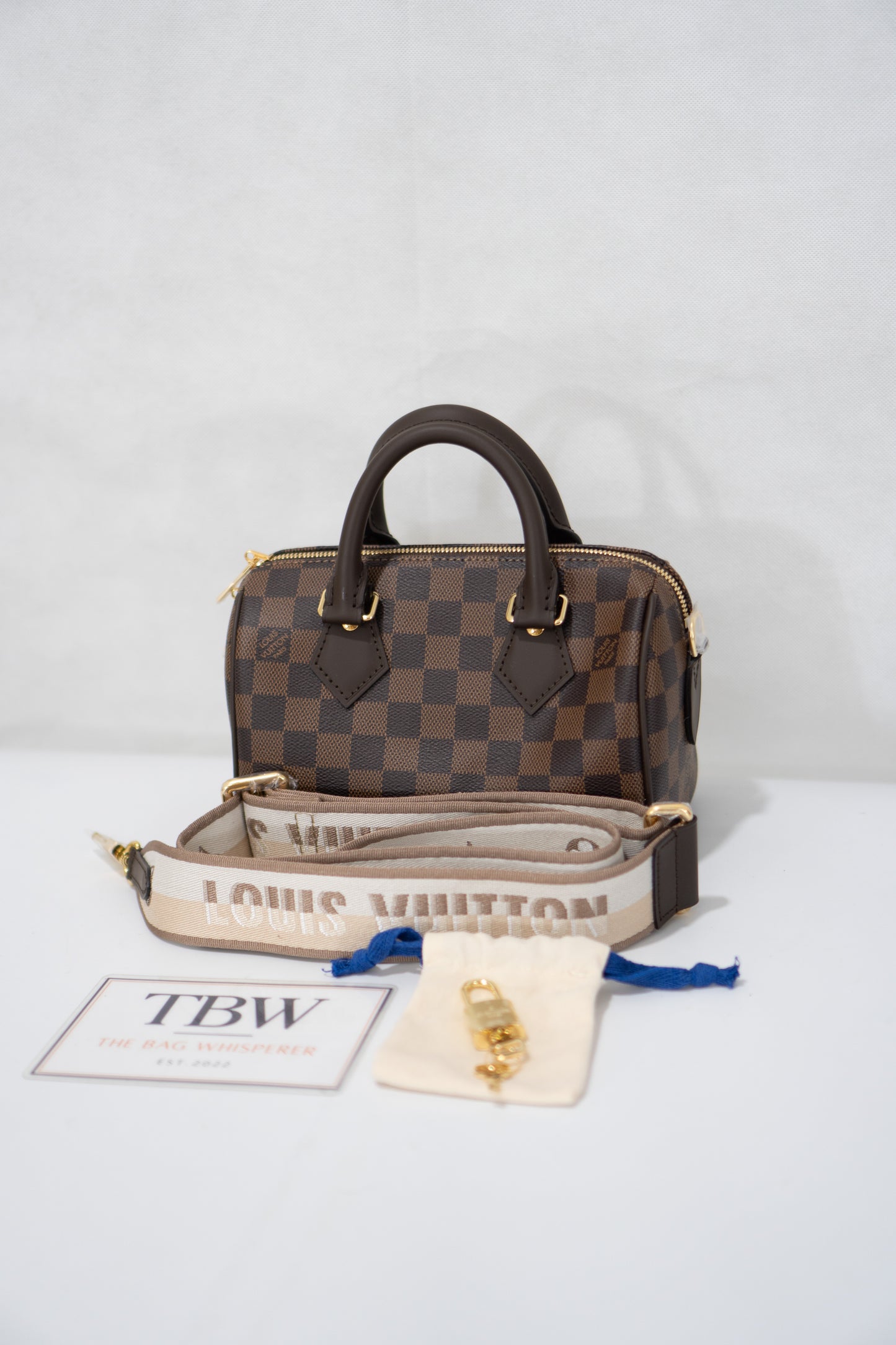 Checkerboard Speedy Bandoulière 20 – Dark Brown Coated Canvas with Gold Hardware