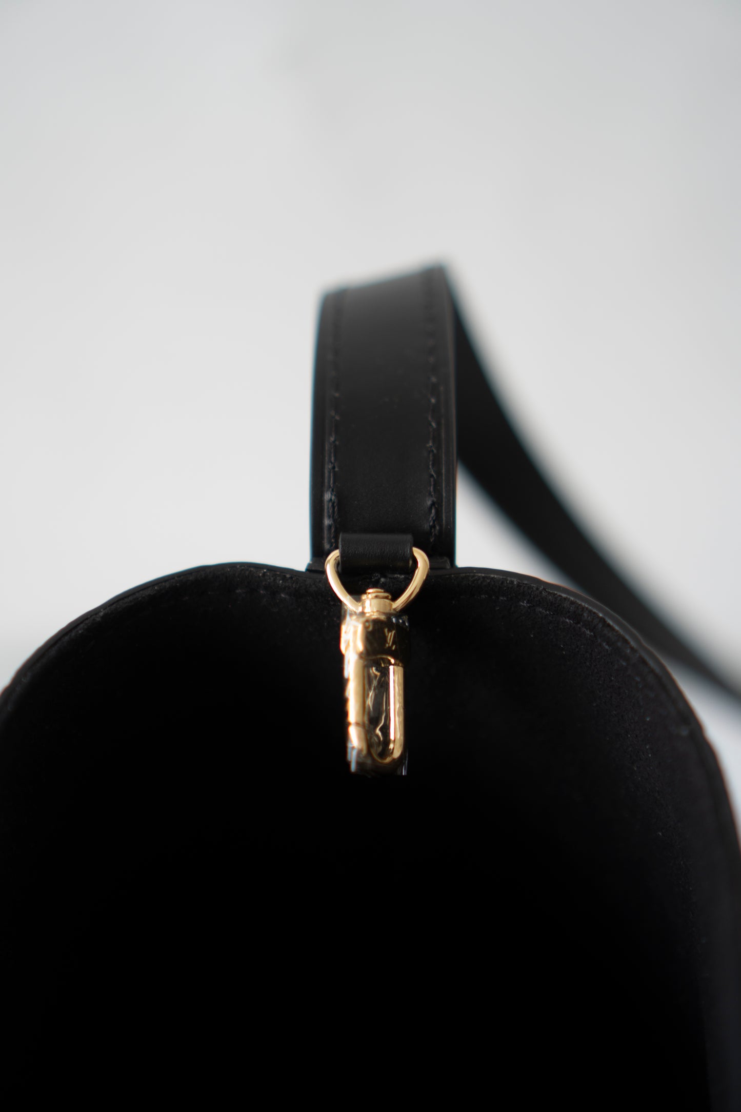All In GM – Black Empreinte Leather