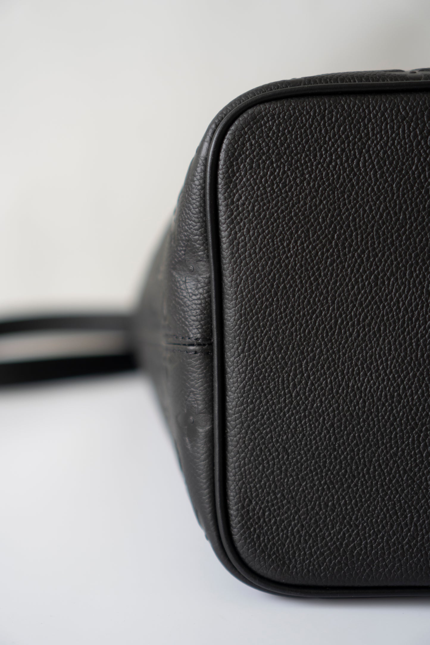All In GM – Black Empreinte Leather