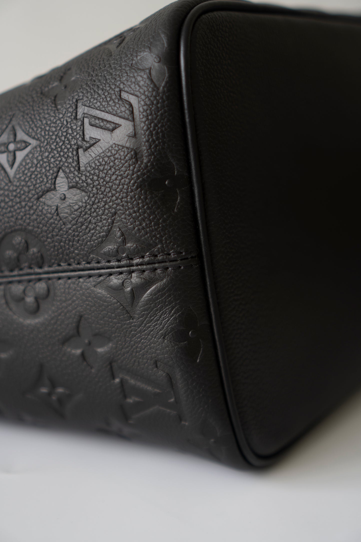All In GM – Black Empreinte Leather
