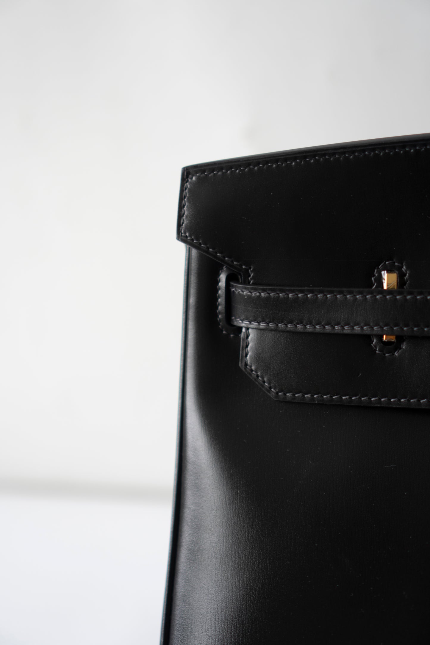 Birkin 40 – Black Box Leather with Gold Hardware