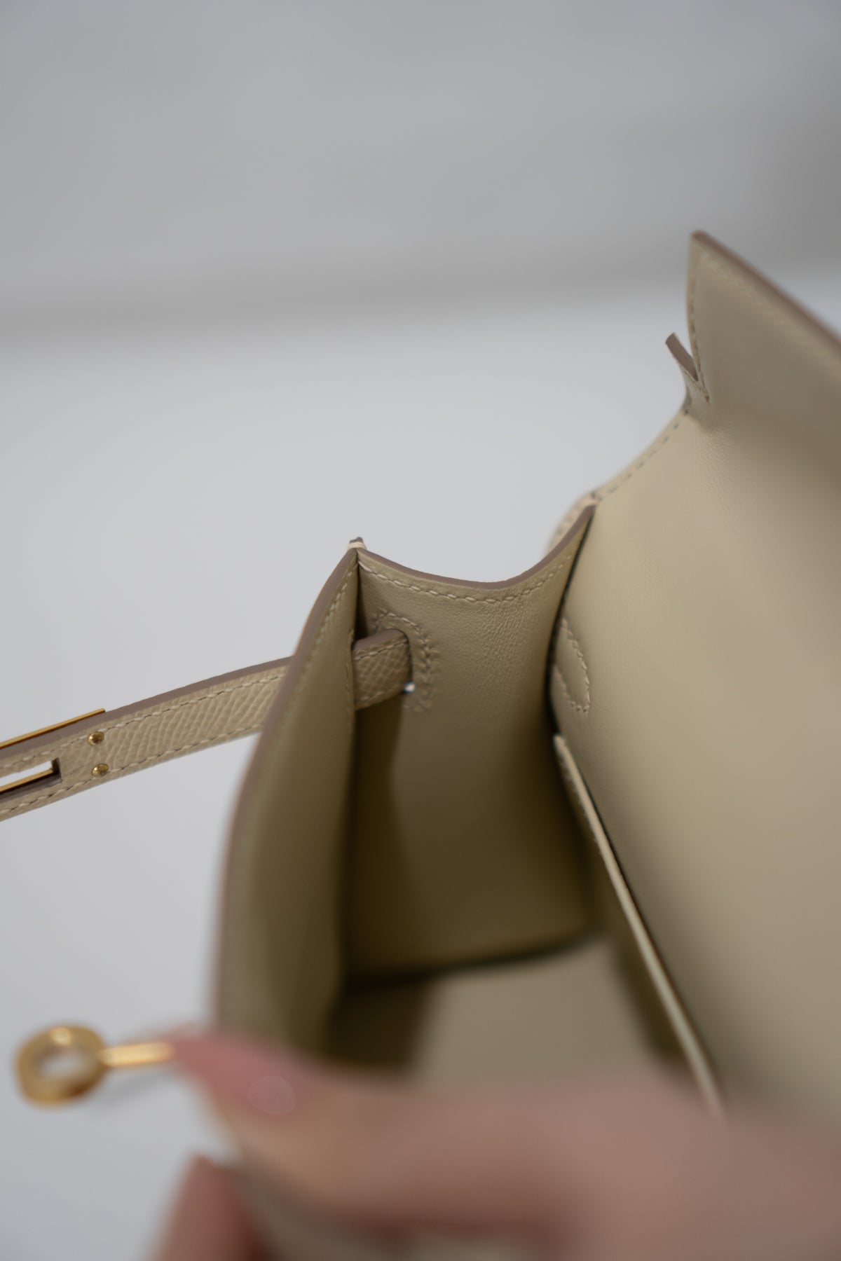Mini Kelly II Top Handle Bag – Craie Epsom Leather with Gold Hardware