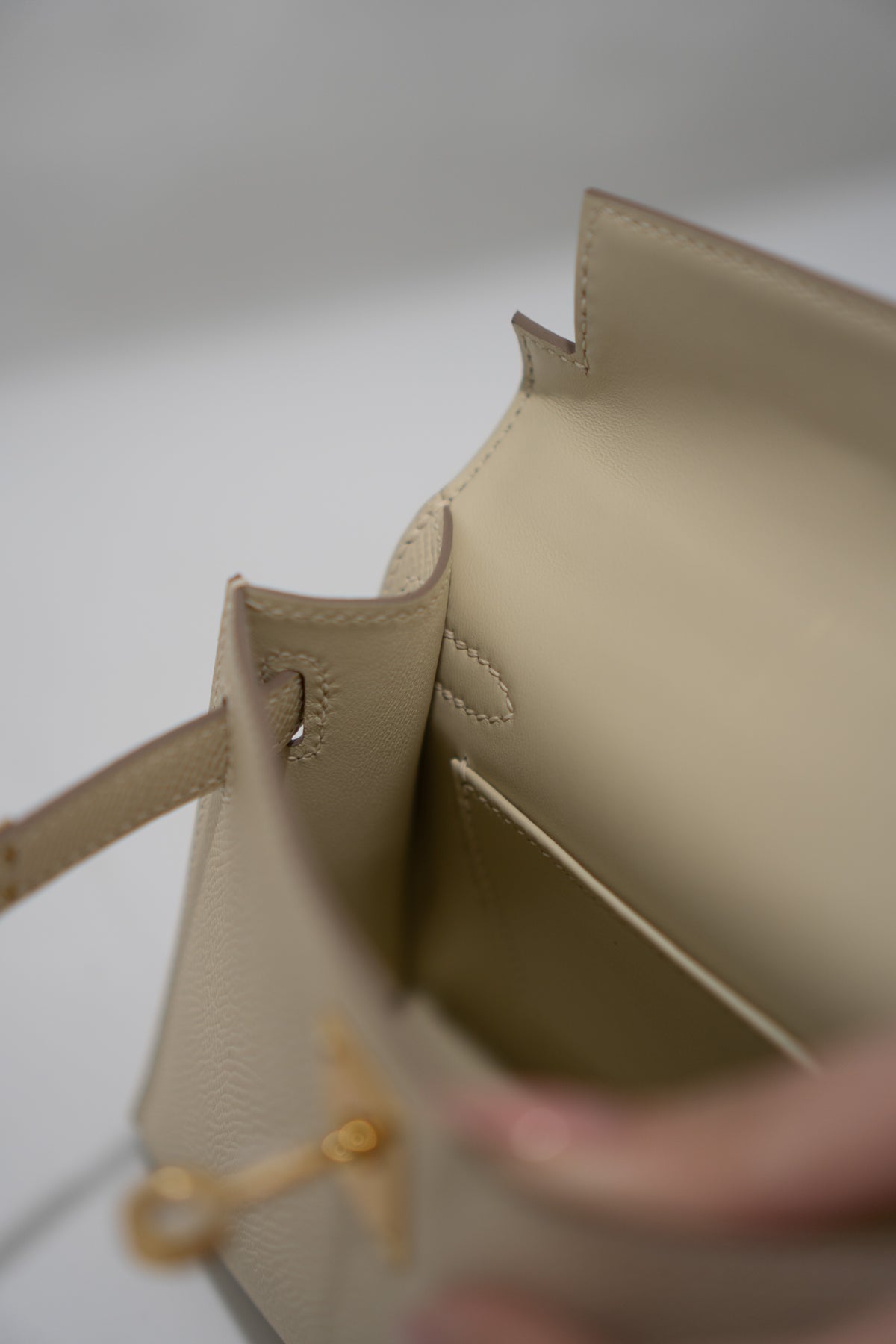Mini Kelly II Top Handle Bag – Craie Epsom Leather with Gold Hardware
