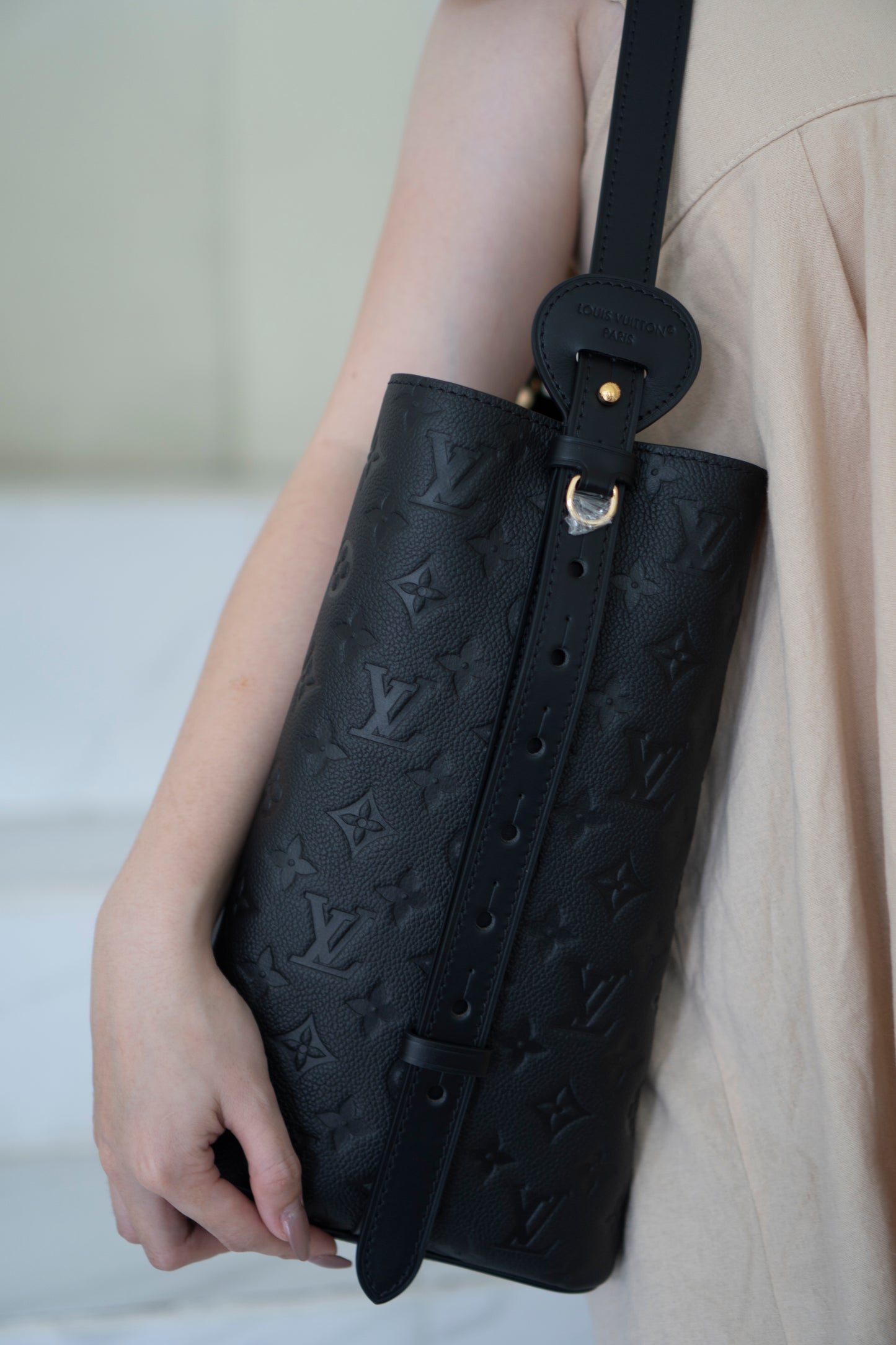 All In GM – Black Empreinte Leather