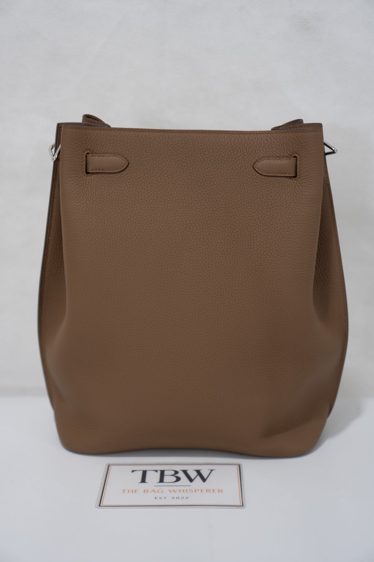 So Kelly 26 – Beige Weimar Clemence Leather with Palladium Hardware