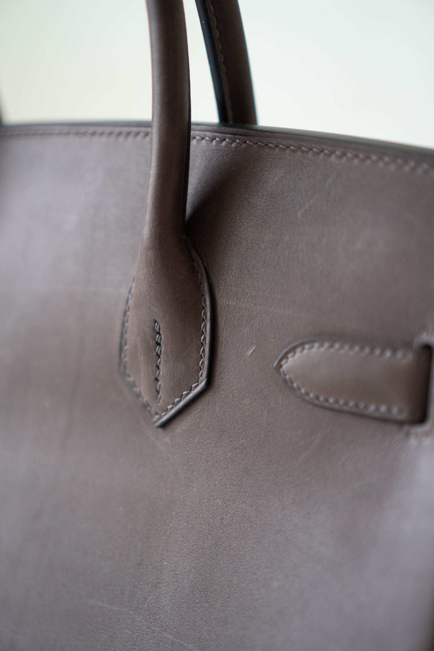 BK 30 in  Ébène Barenia leather