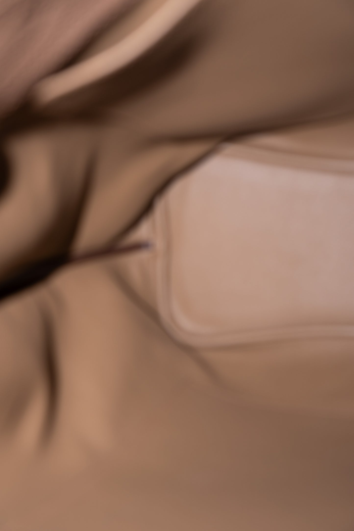So Kelly 26 – Beige Weimar Clemence Leather with Palladium Hardware