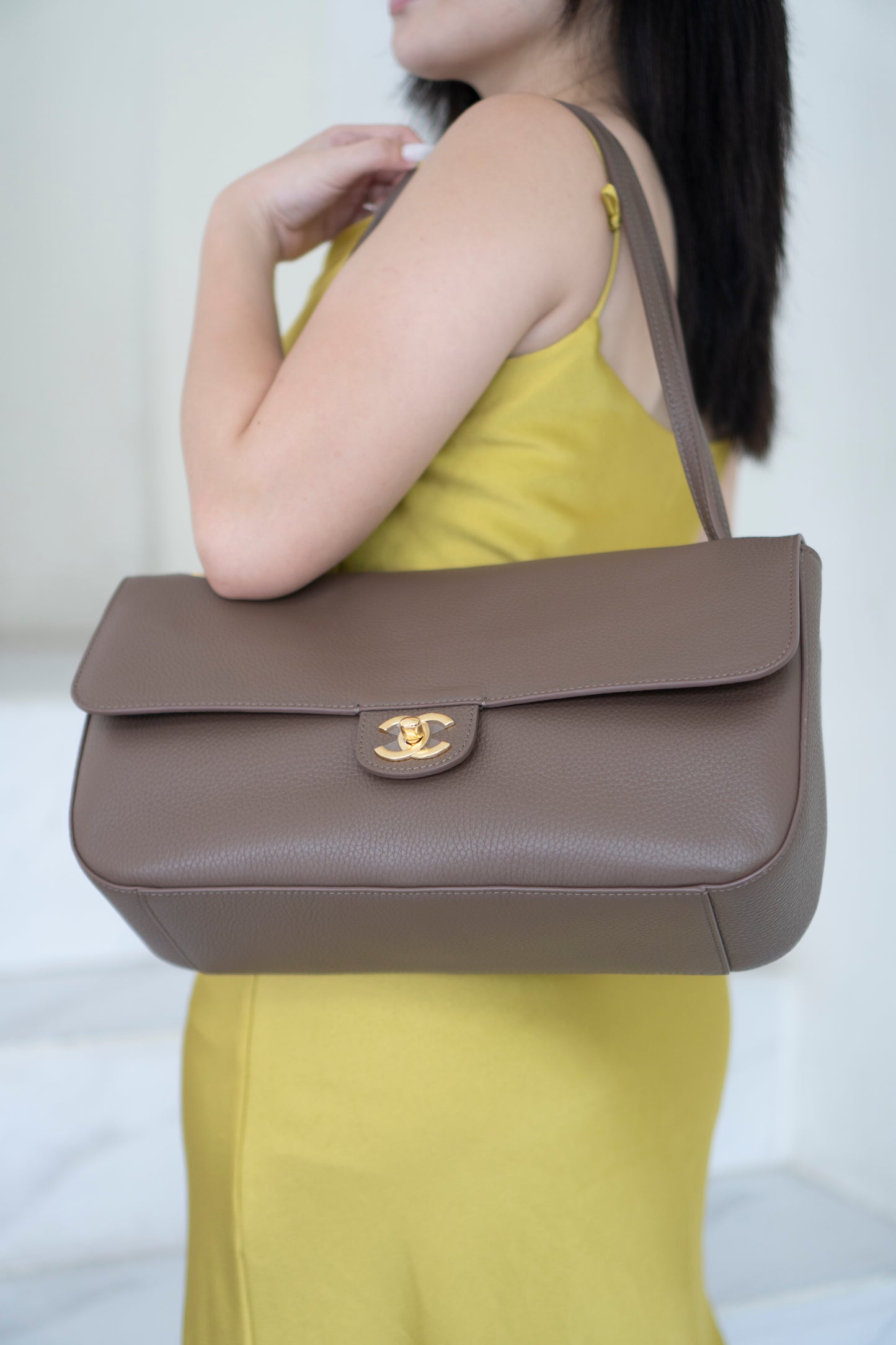 Jumbo 26S Souplissimo Flap Bag – Taupe Light Brown Grained Calfskin with Gold Hardware