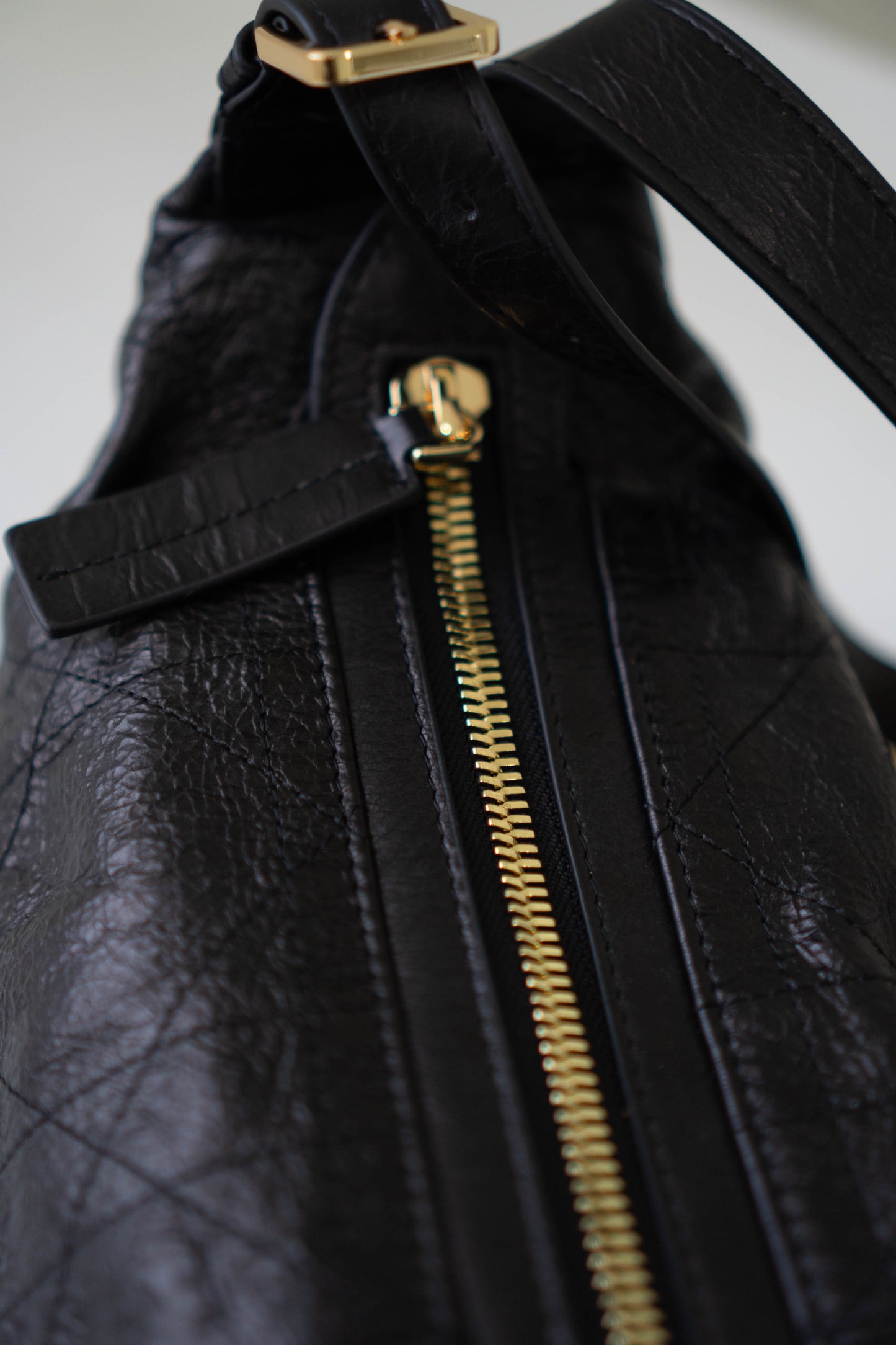 D-Journey crinkled calfskin leather