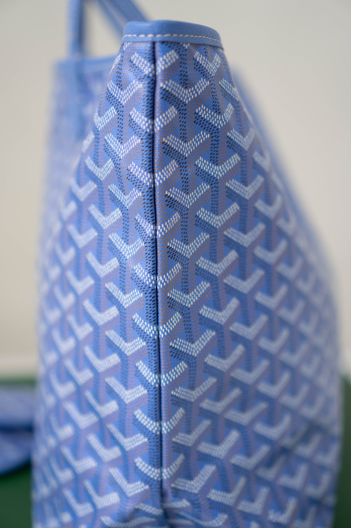 Saint Louis PM tote in Vibrant Sky Blue