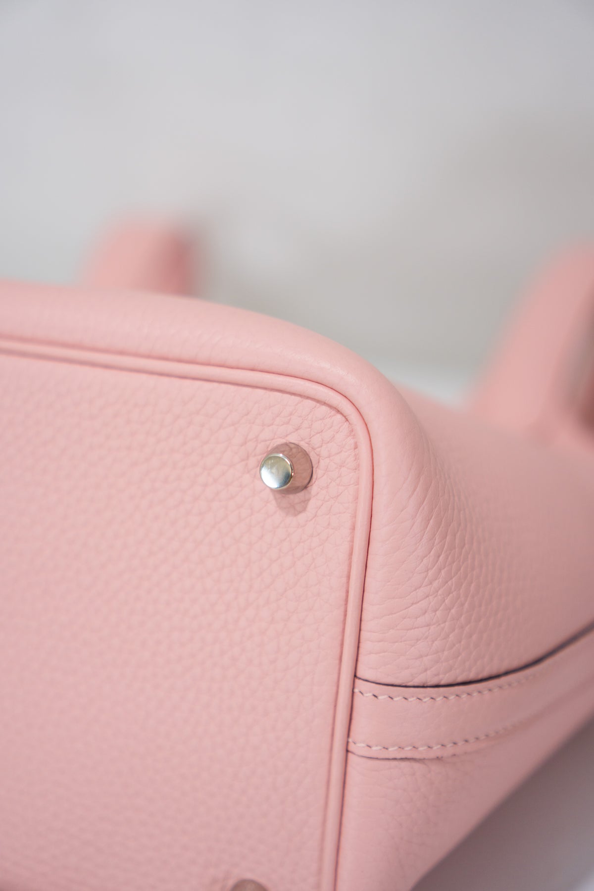 Picotin Lock 18 – Rose Sakura Clemence Leather with Palladium Hardware