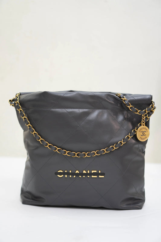 C22 in Shiny Calfskin Dark Grey (Small)