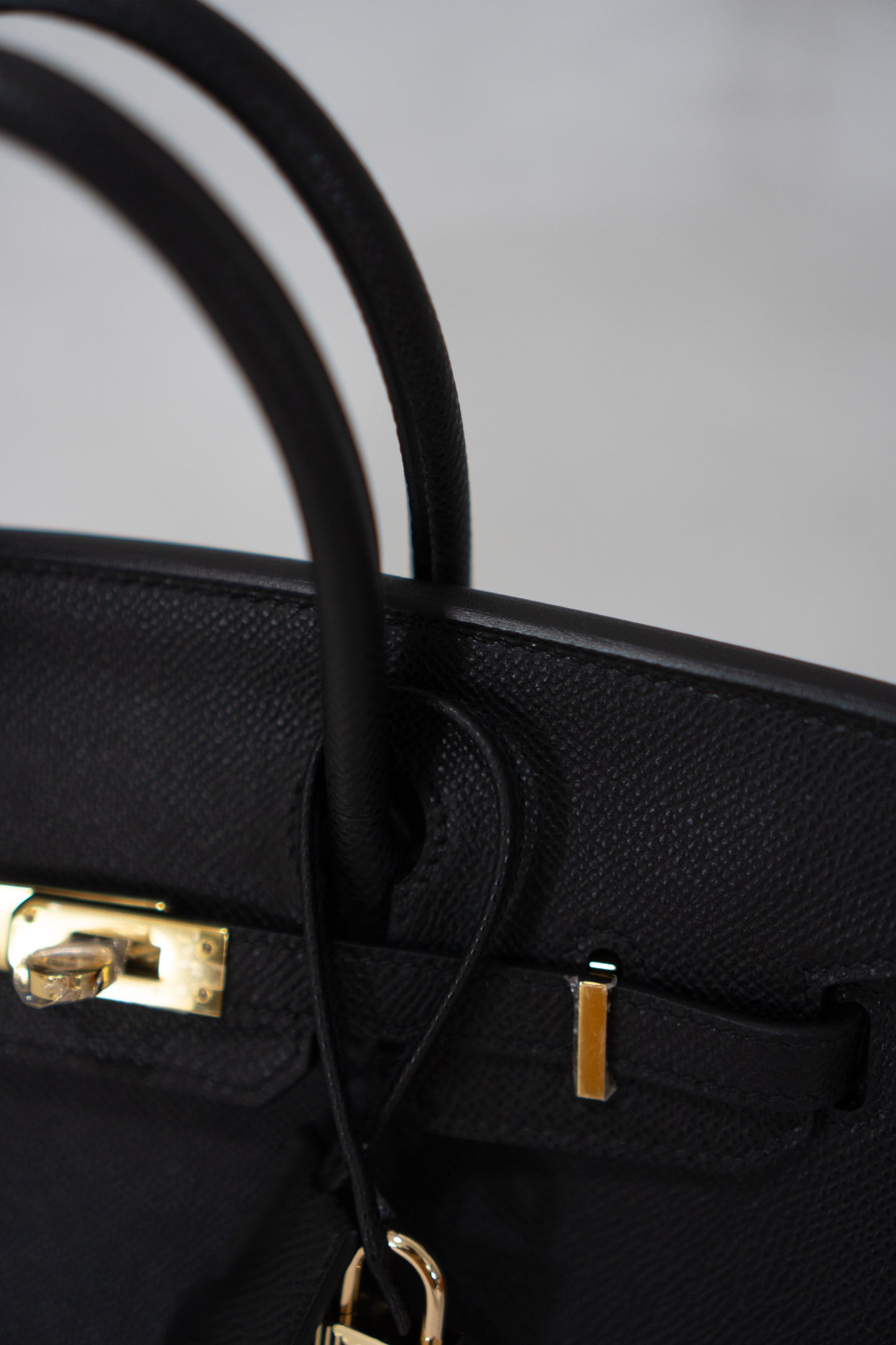 BK 25 – Black Epsom Leather with Gold Hardware