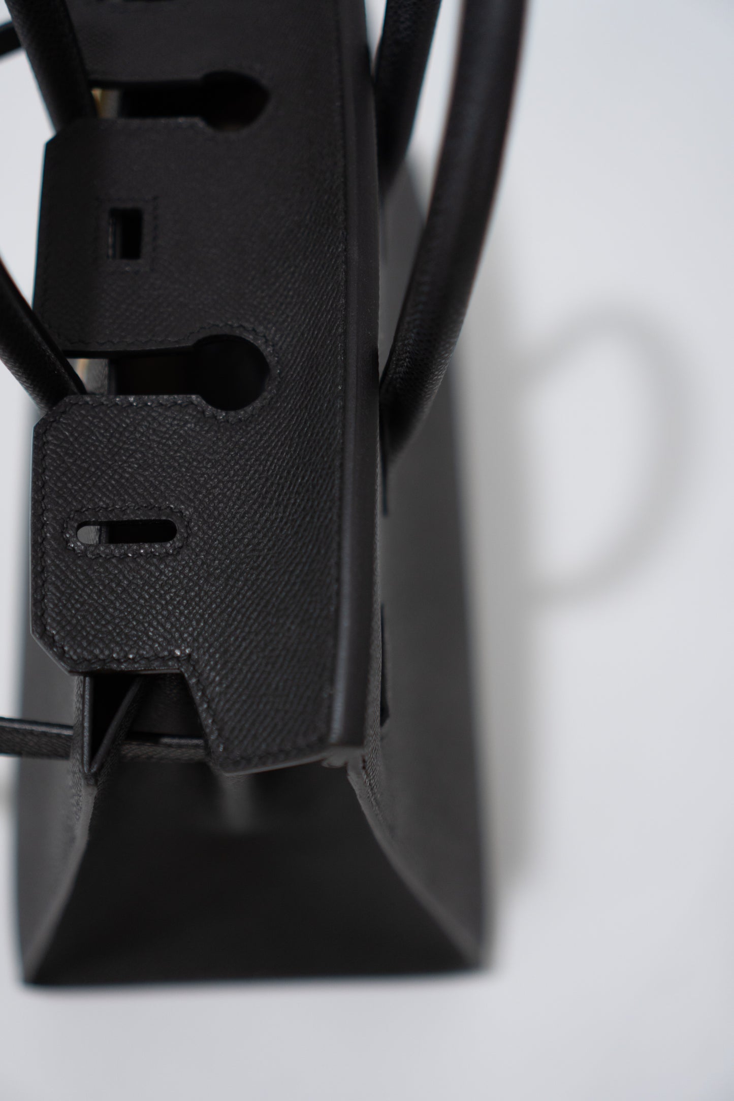 BK 25 – Black Epsom Leather with Gold Hardware