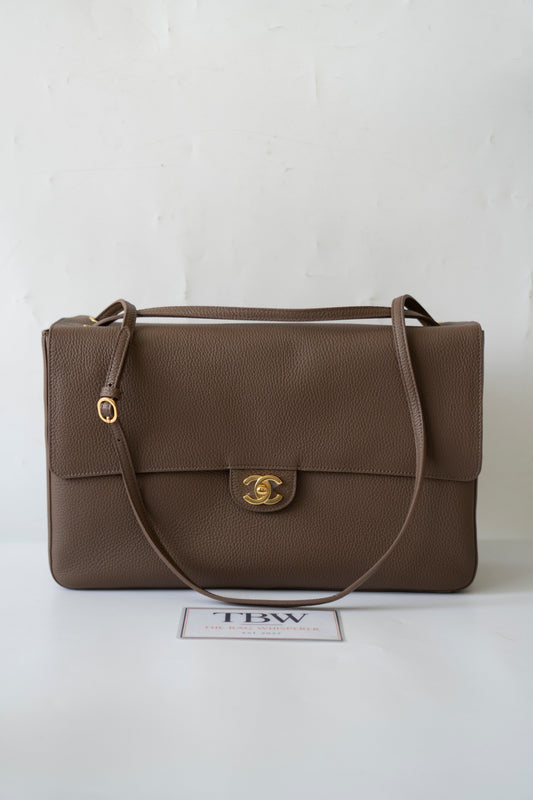 Maxi Flap 26S Souplissimo Flap Bag – Taupe Light Brown Caviar