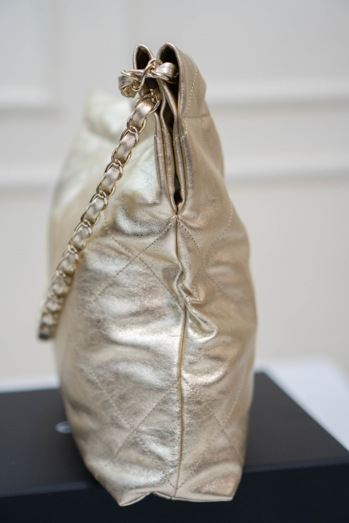 C22 Hobo Style (Small) metallic gold