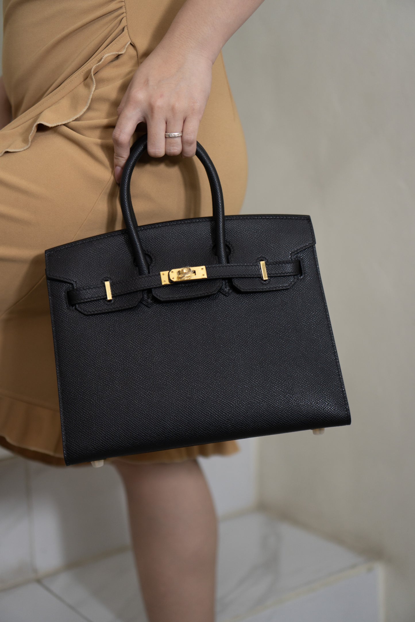 BK 25 – Black Epsom Leather with Gold Hardware