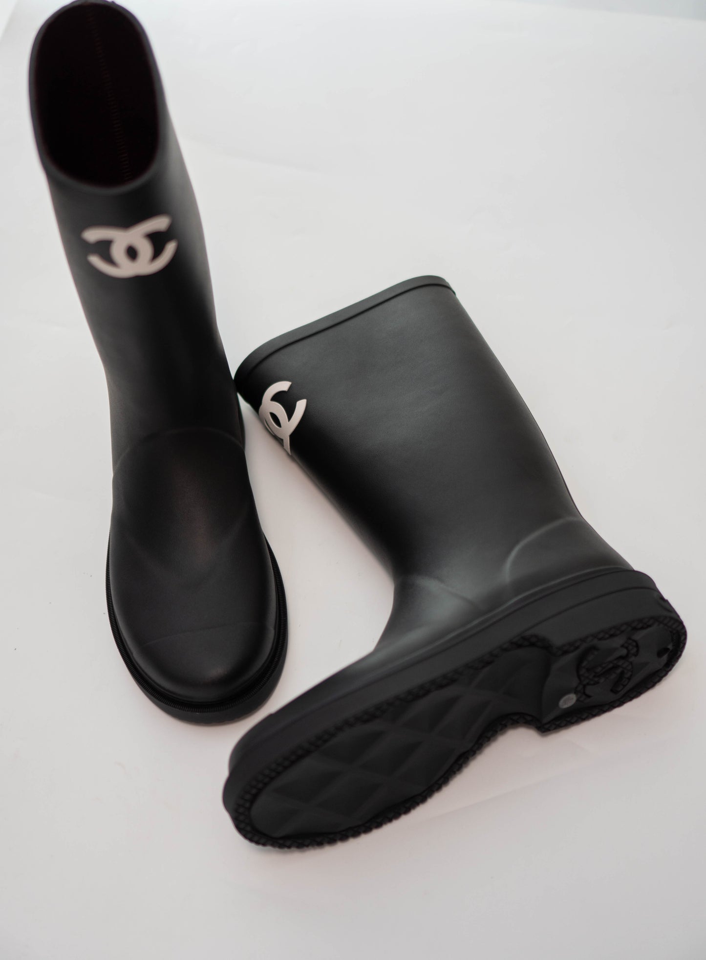 Rain Boots in Black Rubber