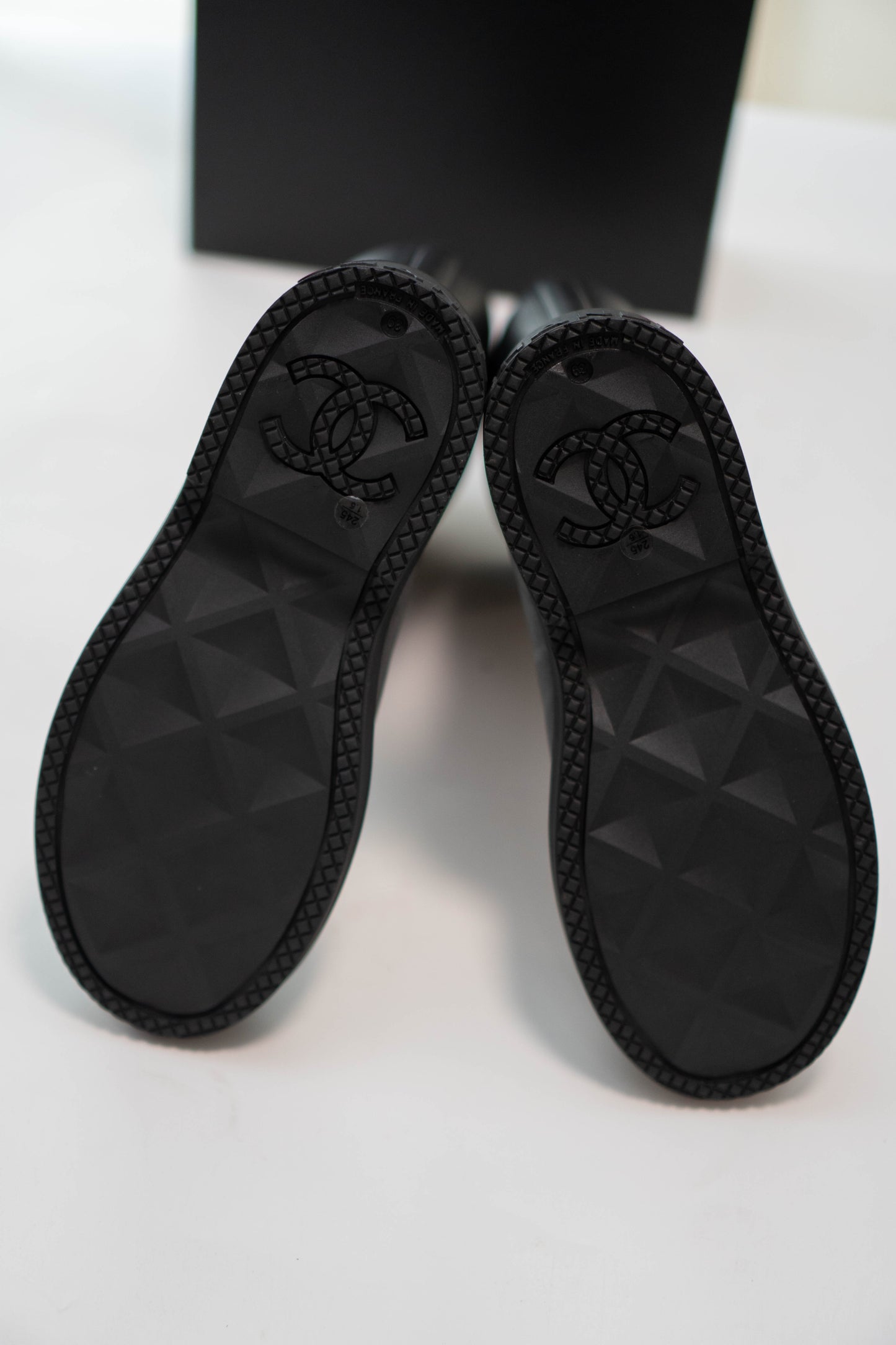 Rain Boots in Black Rubber